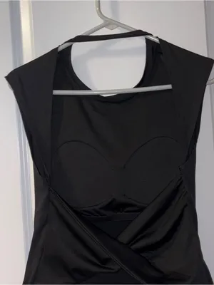 SHEIN Black Cap-Sleeve Open-Back Top Size: M thumbnail 2
