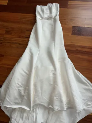 NWT David’s Bridal wedding gown thumbnail 4