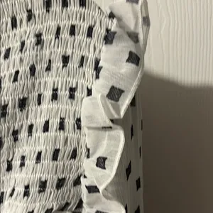 White Puff Sleeve Blouse with Peter Pan Collar thumbnail 7