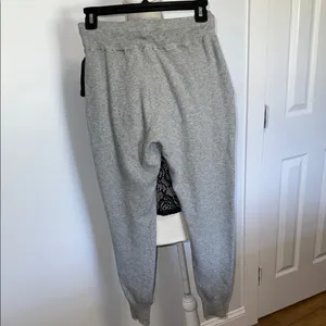 Abercrombie Cozy Gray Sweatpants thumbnail 4