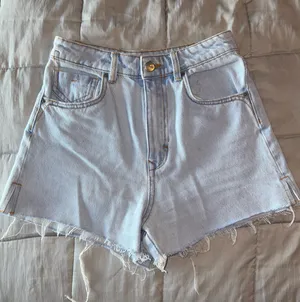ZARA Denim Shorts High-Rise thumbnail 1