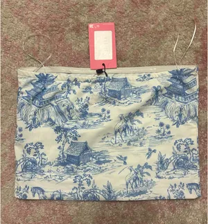 Edikted Floral Set Two-Piece thumbnail 4