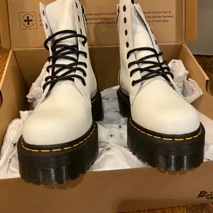 Dr. Martens Jadon Lace-Up Boots White Size 9 EU 41 Style 15265100 BRAND NEW thumbnail 6