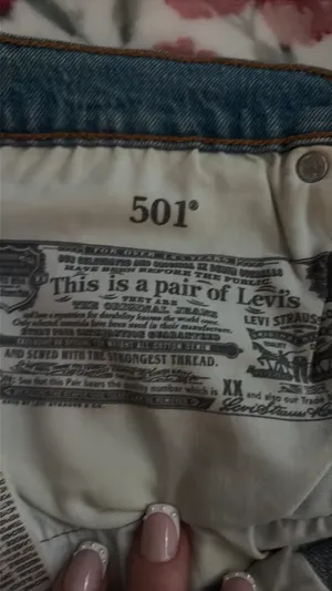 Levi's Jean shorts thumbnail 2