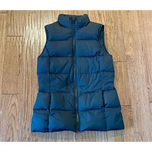 Gap goose down full black puffer vest size xs thumbnail 2