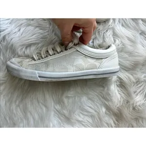 Coach white Francesca sneaker size 5B thumbnail 2