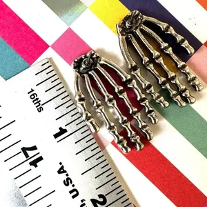 Silver tone Skeleton Hand Earrings thumbnail 3