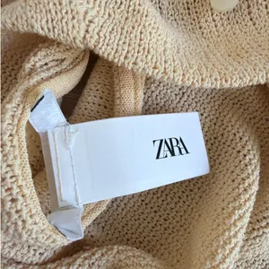 Zara Knit Halter Top Beaded Size S Butter Yellow thumbnail 3