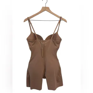Skims Ultimate Body Push-Up Enhancing Padded Midthigh Bodysuit large Sienna NWT thumbnail 5