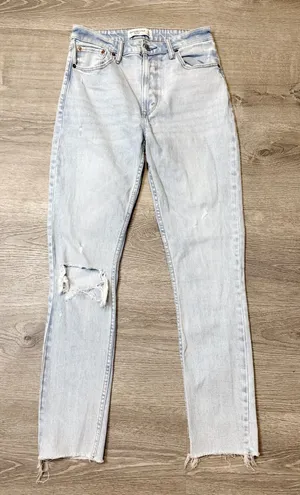 •Abercrombie & Fitch• The Skinny High Rise Jeans thumbnail 1