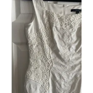 David Meister Crochet Lace Jacquard Sheath Dress Womens Size 4 White Bridal thumbnail 2