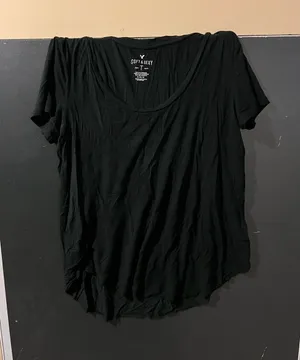 American Eagle Outfitters Black Scoop-Neck Short Sleeve Tee thumbnail 1