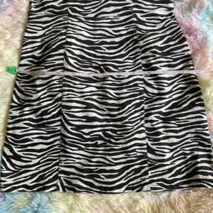 Zebra Print Sleeveless Dress thumbnail 10