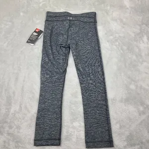 NWT‎ Under Armour Womens HeatGear Compression Capri Leggings Gray XSmall 1309652 thumbnail 7