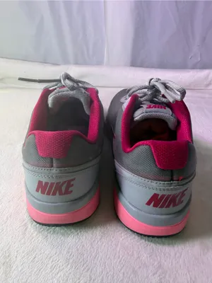Nike Women’s Gray and Pink Athletic Sneakers thumbnail 7