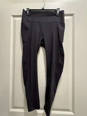 NWOT GapFit Women's Cropped Legging Black Size L thumbnail 2
