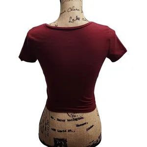 Wild‎ Fable Burgundy V-Neck Crop Top Basic Fitted Short Sleeve T-Shirt Size S thumbnail 2
