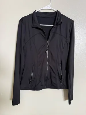 Black Zip thumbnail 1