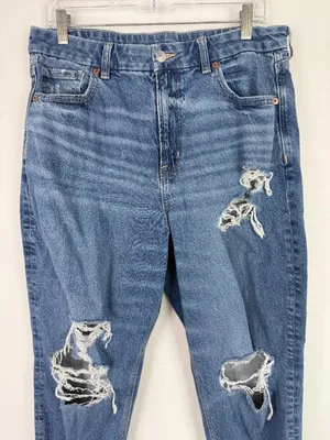 American Eagle Distressed Strigid Curvy Mom Jeans Medium Wash Size 14 SHORT EUC thumbnail 2