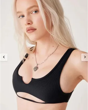 Frankies Bikinis Top thumbnail 1