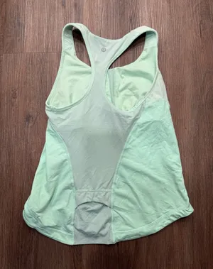 Lululemon Mint Green Racerback Tank Top Built-In Shelf Bra Mesh Back‎ Size 8 thumbnail 1