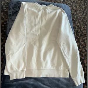 Nike Crewneck Sweatshirt in Tan Size Medium thumbnail 3