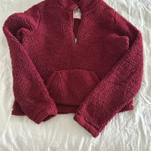 Hollister Cozy Cropped Sherpa Fleece Zip Jacket Burgundy‎ Maroon Warm Womens thumbnail 1