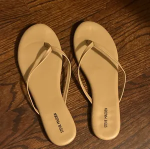 STEVE MADDEN Sandals size 7.5 thumbnail 1