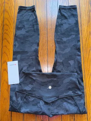 Lululemon Align With Pockets High Rise 25” Heritage Camo Deep Coal Size 8 NWT thumbnail 1