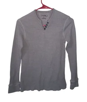 Canyon Guide Outfitters Gray Long-Sleeve Thermal Henley Shirt Womans Small thumbnail 1