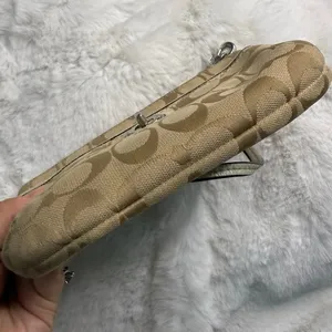 COACH Tan Signature Canvas Turnlock Wristlet thumbnail 3