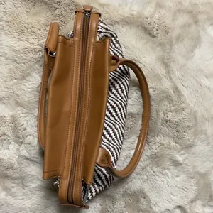 Ellen Tracy Purse thumbnail 7