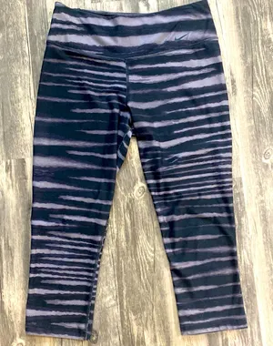 NIKE WORKOUT CROP LEGGINGS thumbnail 1