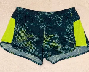 Old Navy Active Women’s Athletic Shorts Size Medium‎ thumbnail 1