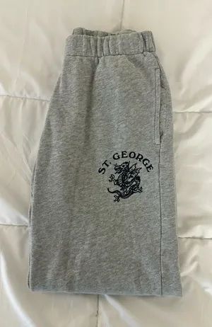 brandy melville sweats thumbnail 1