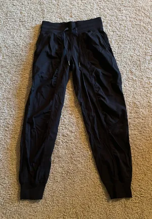 Lululemon Joggers Dance Studio thumbnail 1