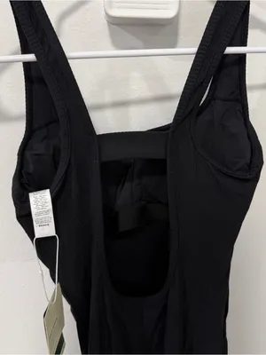 NWT Halara Black Ribbed Bodysuit thumbnail 4