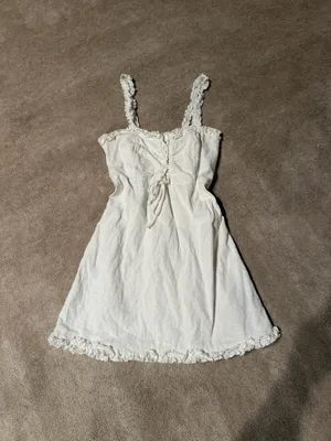 Urban Outfitters White Ruffle Mini Dress Size Small thumbnail 2