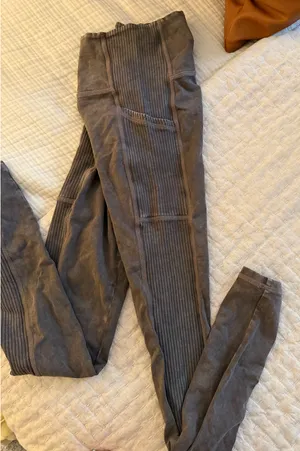 Offline by Aerie Brown soft leggings  thumbnail 5