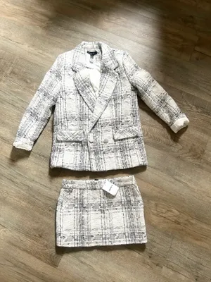 NEW Forever 21 set of tweed blazer and skirt size Small. thumbnail 7
