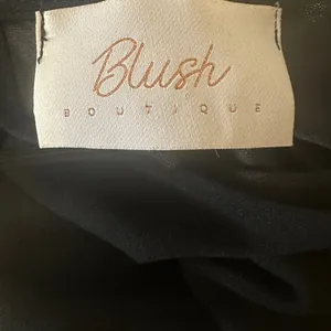 Blush Boutique Black Mini Bell Sleeve Dress Medium thumbnail 7