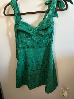 Lucy in the Sky Green Dress thumbnail 2