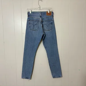 Levi’s 501 Original High Rise Distressed Button Fly Jeans Light Wash Size 25 thumbnail 5