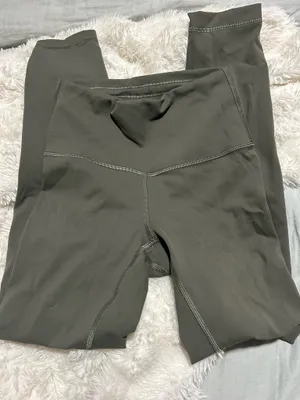 Lululemon Wunder Leggings thumbnail 2