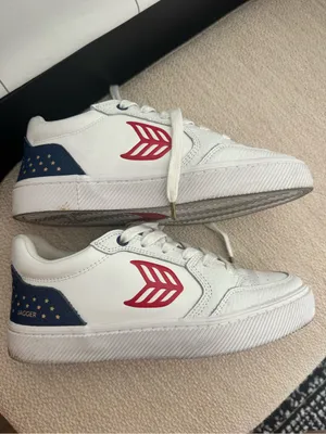 Patriotic Cariuma White Leather Sneakers with Red Logo and Navy Heel thumbnail 2