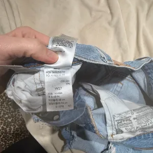 Levi’s 501 shorts size 27 thumbnail 4