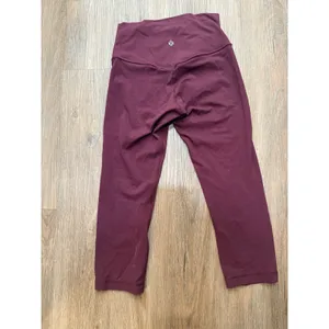 Lululemon Align‎ High Rise Crop Leggings Burgundy Athletic Workout Pants Women S thumbnail 2