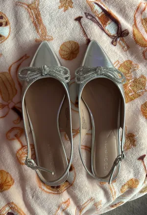 BCBGeneration Glitter Shoes Women’s 7 thumbnail 1