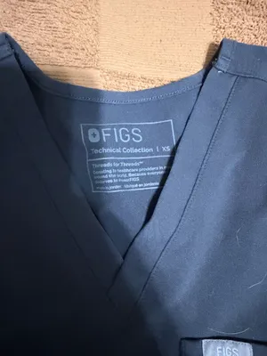 FIGS Scrubs thumbnail 2