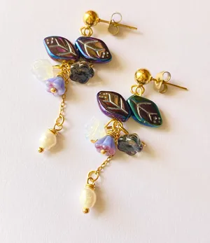 Handmade quality Czech glass beads flowers & leaves & natural shell pearls dangle earrings💜🤍🍃 thumbnail 3
